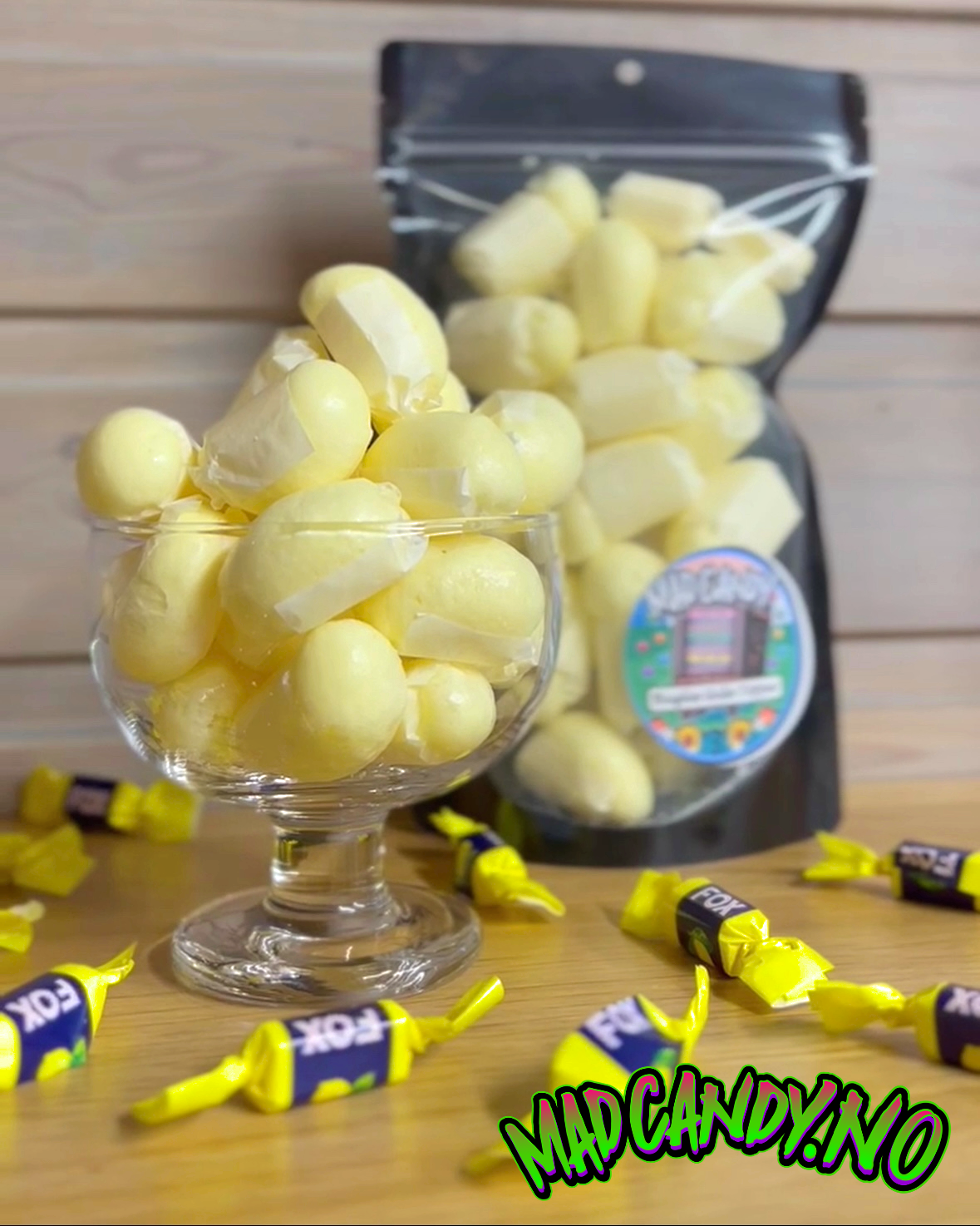 Bugles Gule Topper