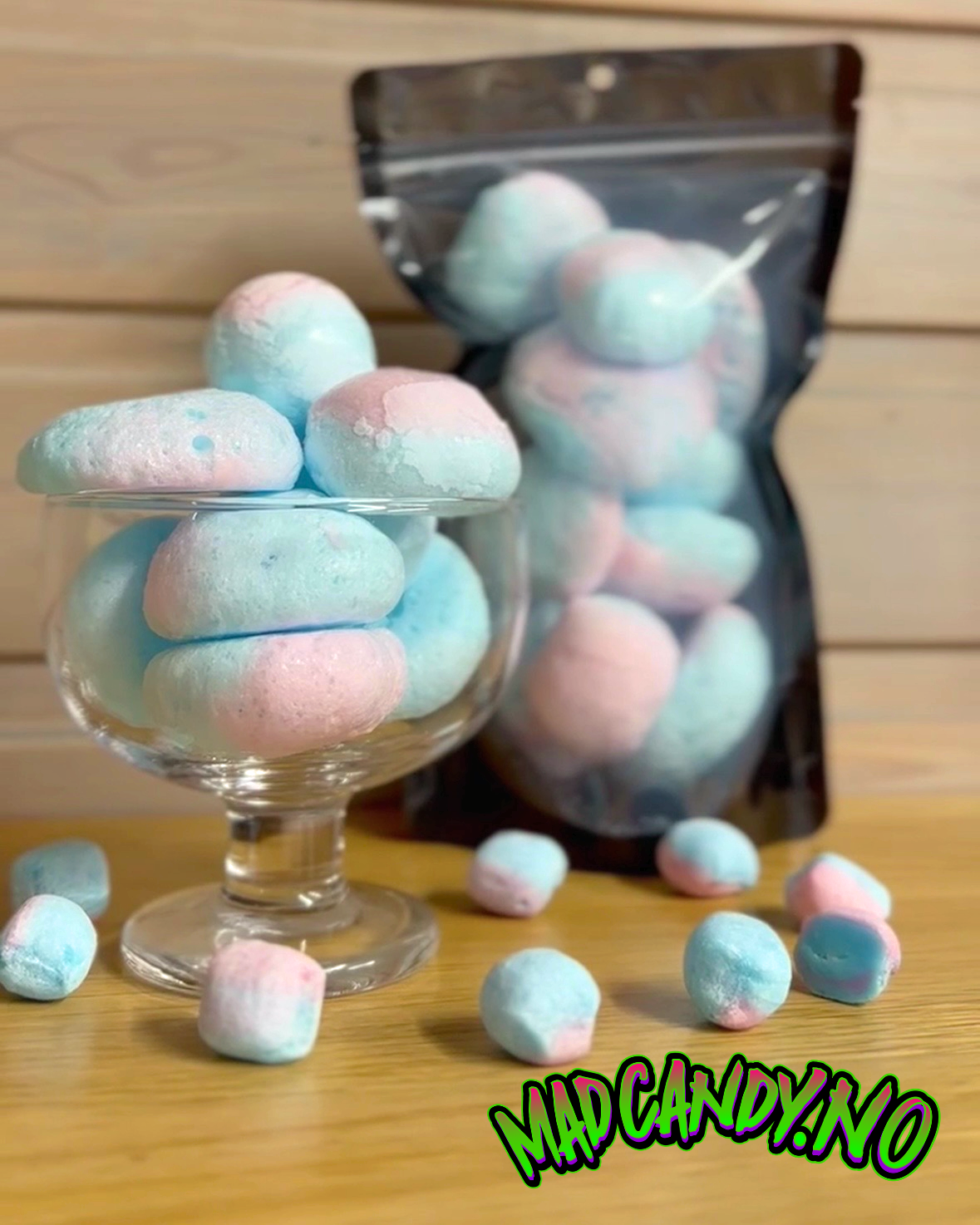 Frizzy Clouds